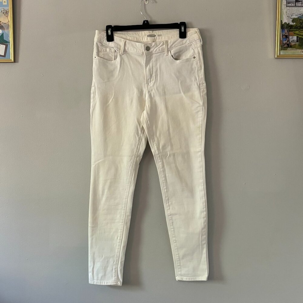 White Old Navy Rockstar Jeans
